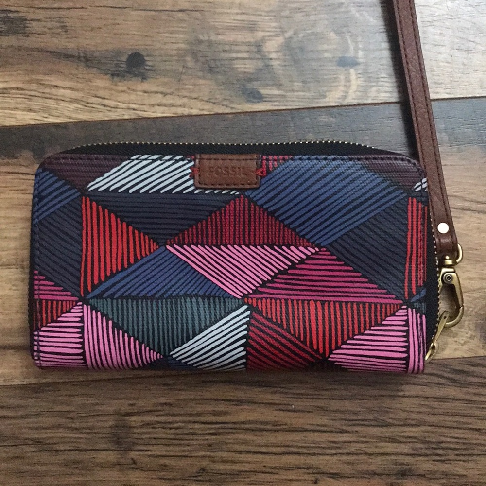 Multi-color fossil wristlet